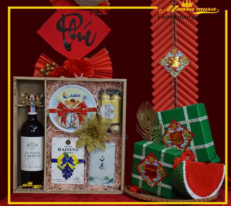 Hộp quà tết 2026-QM058