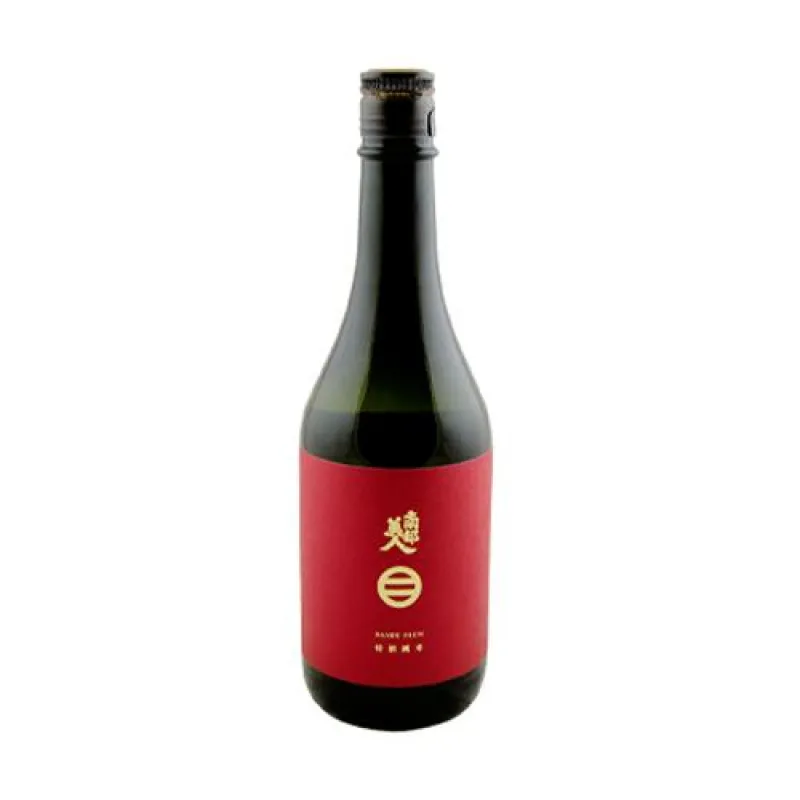 Sake Nanbubijin Tokubetsu Junmai 15-16% 720ml Sake Nanbubijin Tokubetsu Junmai 15-16% 720ml