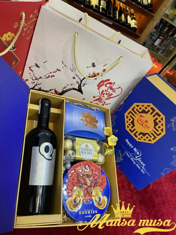 Hộp quà tết 2026-QM10