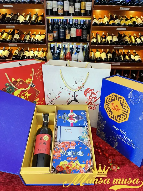 Hộp quà tết 2026- QM15