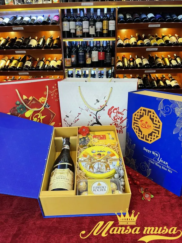 Hộp quà tết 2026-QM17