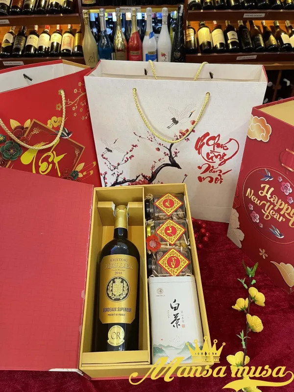 Hộp quà tết 2026-QM32