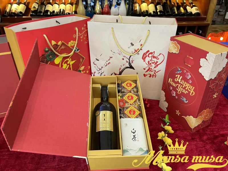 Hộp quà tết 2026-QM33