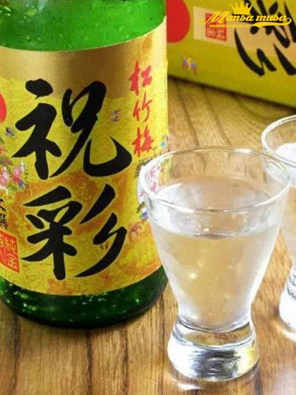 rượu sake vảy vàng chai xanh - sake mặt trời đỏ takara 1,8L rượu sake vảy vàng chai xanh - sake mặt trời đỏ takara 1,8L