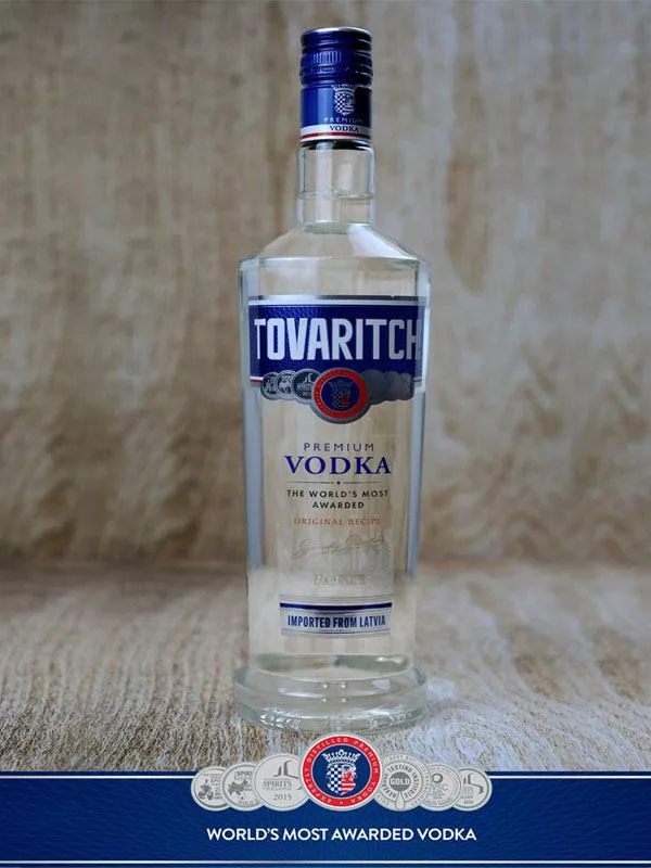 rượu vodka tovaritch xanh 1l
