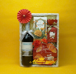 Hộp quà tết vang chile surire d.o valley central 2025 h7