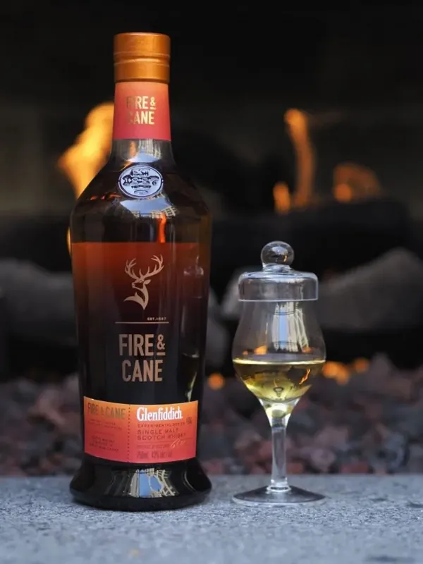 rượu glenfiddich fire & cane