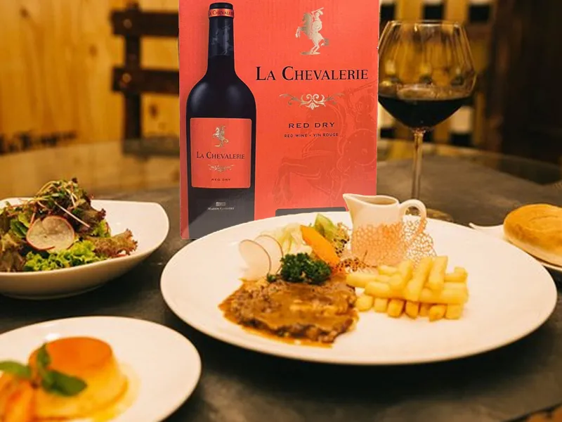 rượu vang bịch la chevalerie maison genestet