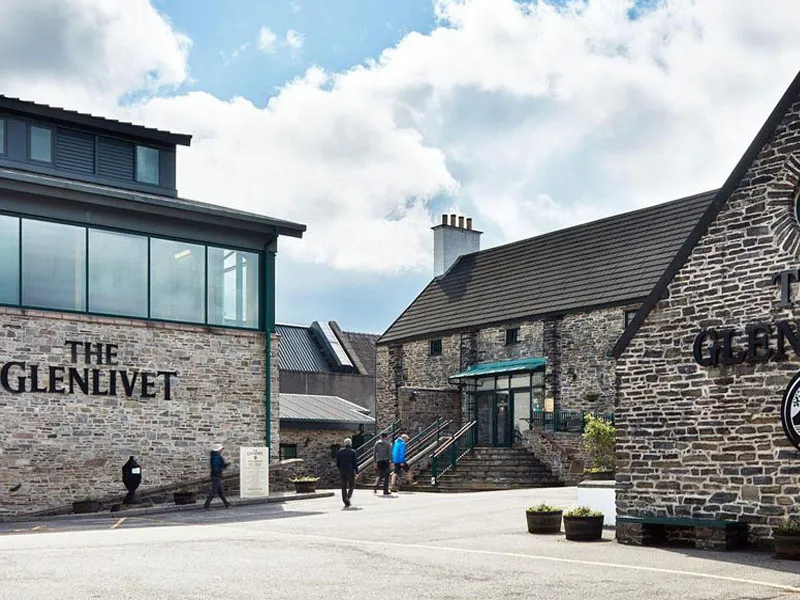 rượu whisky glenlivet 17 single cask istanbul airport exclusive