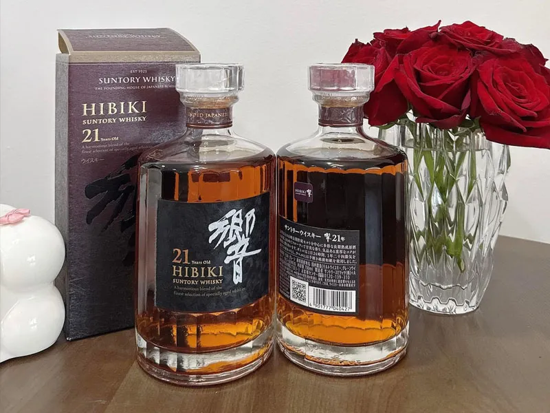 rượu whisky hibiki 21 năm