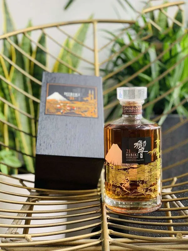 rượu whisky hibiki 21 năm old limited edition