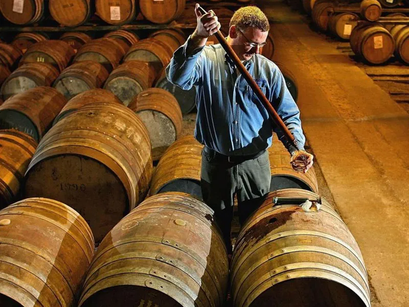 rượu whisky johnnie walker red label 1125ml