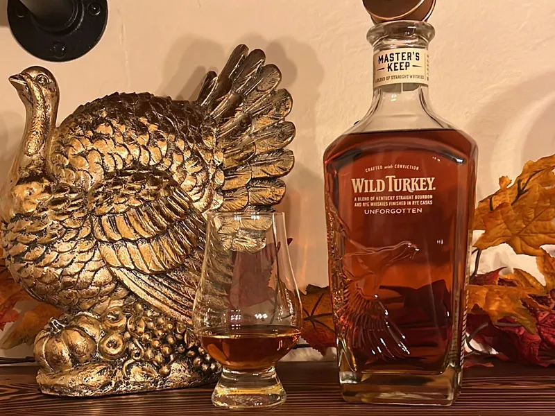 rượu whisky wild turkey master's keep unforgotten