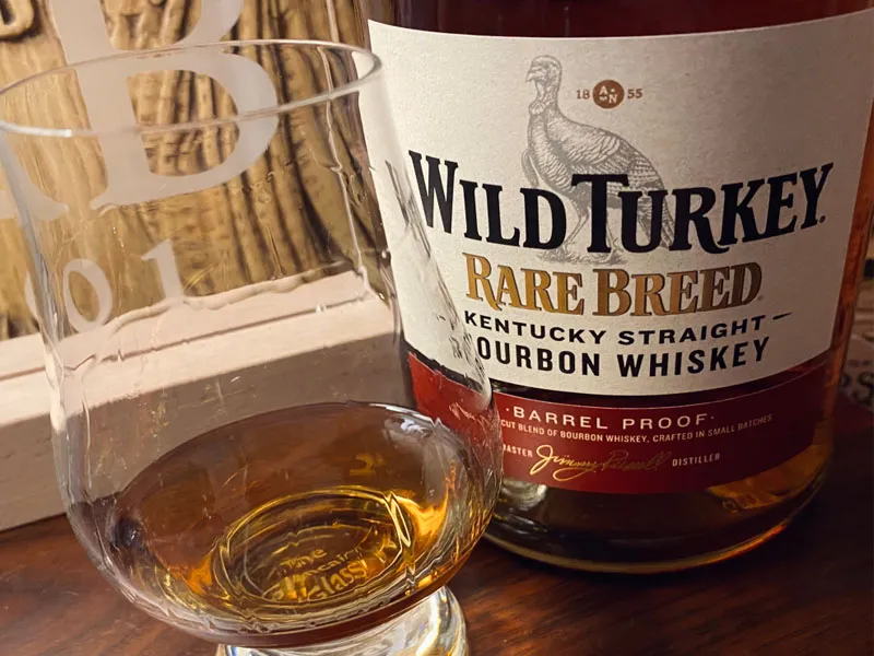 rượu whisky wild turkey rare breed