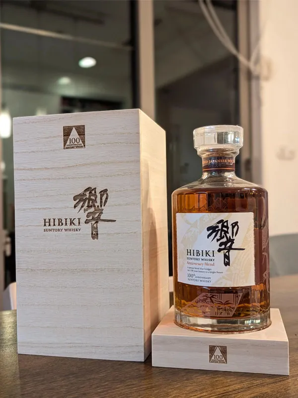 rượu hibiki anniversary blend 100th anniversary rượu hibiki anniversary blend 100th anniversary