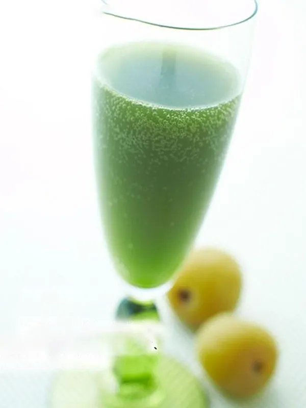 rượu mơ trà xanh 12% 1800ml rượu mơ trà xanh 12% 1800ml
