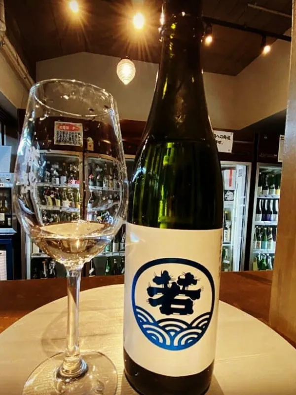 rượu sake wakanami junmai ginjo 15% 720ml rượu sake wakanami junmai ginjo 15% 720ml