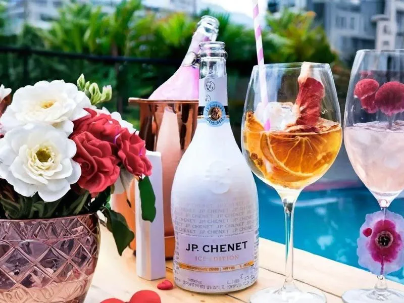 rượu vang nổ jp chenet ice edition white