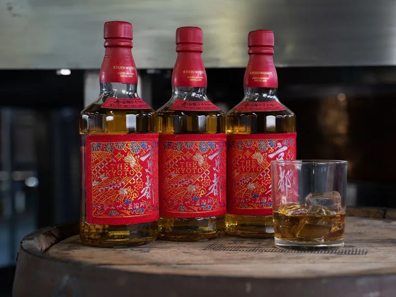 rượu whiskey kyoto nishijin ori aka- red rượu whiskey kyoto nishijin ori aka- red
