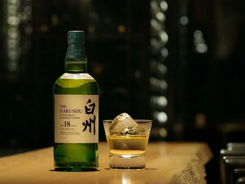 rượu whisky hakushu 18 năm rượu whisky hakushu 18 năm