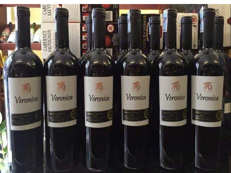 rượu vang ý veronica semi dolce chai 750ml