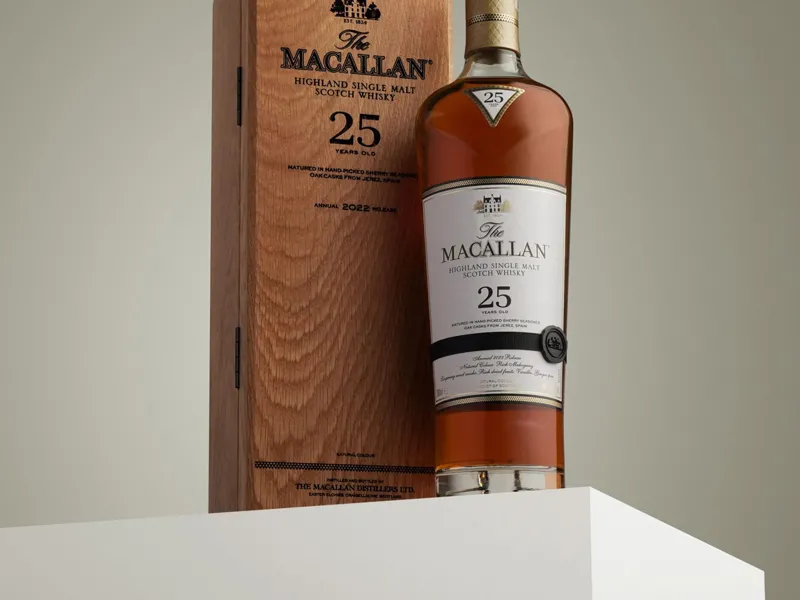macallan 25 năm - sherry oak 2023