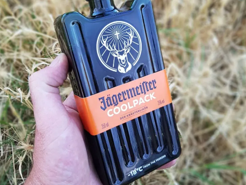 rượu jagermeister coolpack 350ml rượu jagermeister coolpack 350ml
