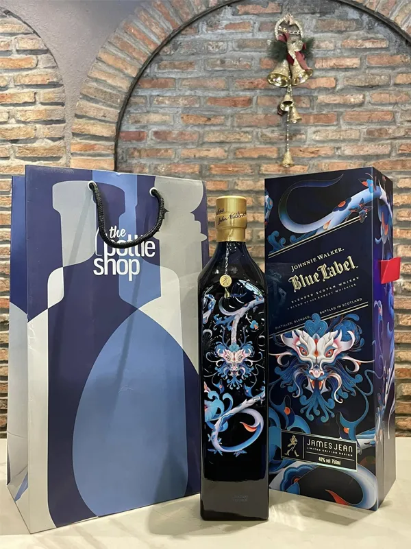 johnnie walker blue năm rồng - year of dragon