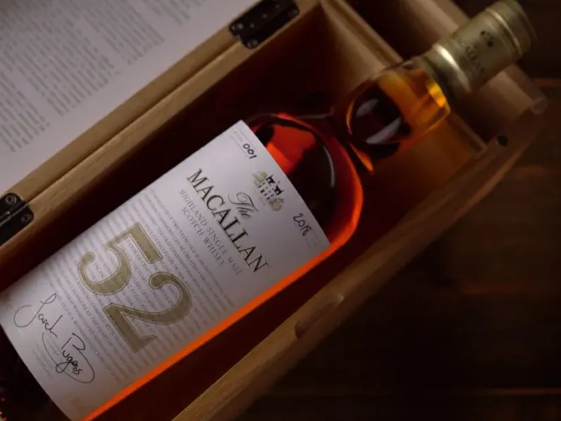 macallan 52 năm – 2018