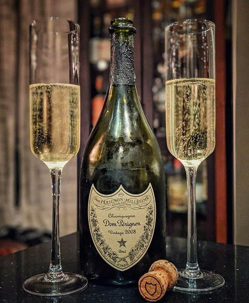 rượu vang nổ giá rẻ: bí quyết chọn ngon, chuẩn cho tiệc!