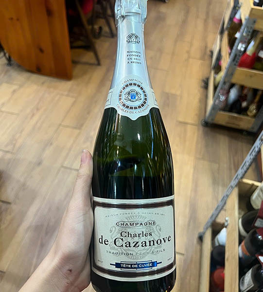 rượu vang nổ giá rẻ: bí quyết chọn ngon, chuẩn cho tiệc!