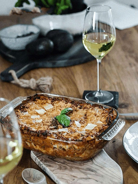 rượu vang trắng giá rẻ dưới 300k: top gợi ý ngon nhất 2026 rượu vang trắng giá rẻ dưới 300k: top gợi ý ngon nhất 2026