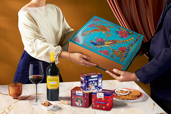 bí quyết chọn hộp quà tết vang pháp 2026 cho doanh nghiệp