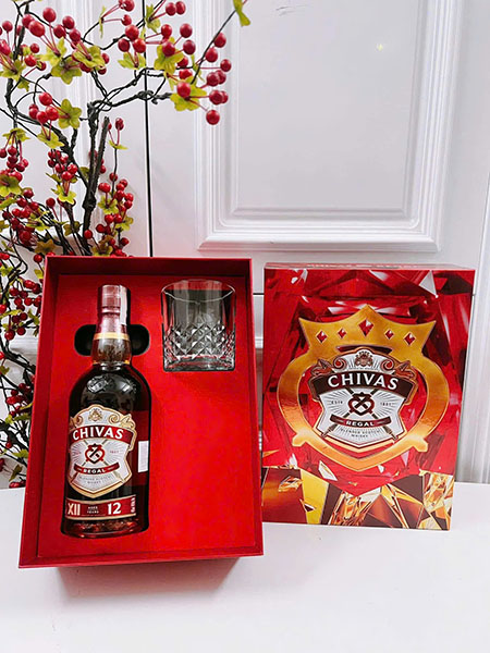 hộp quà tết rượu vang pháp giá rẻ 2026