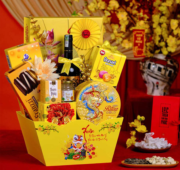 top 10 mẫu hộp quà tết 2026 vang giá rẻ đẹp nhất