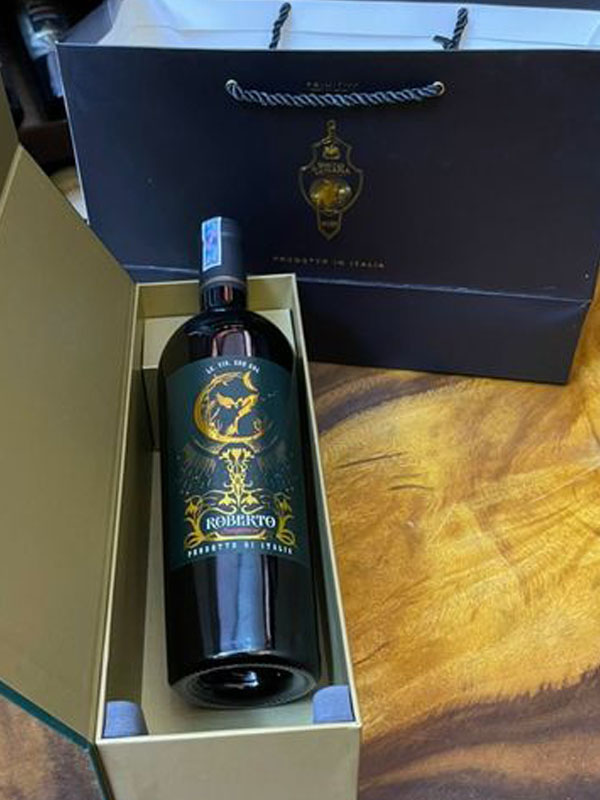 vang đỏ roberto levin sud