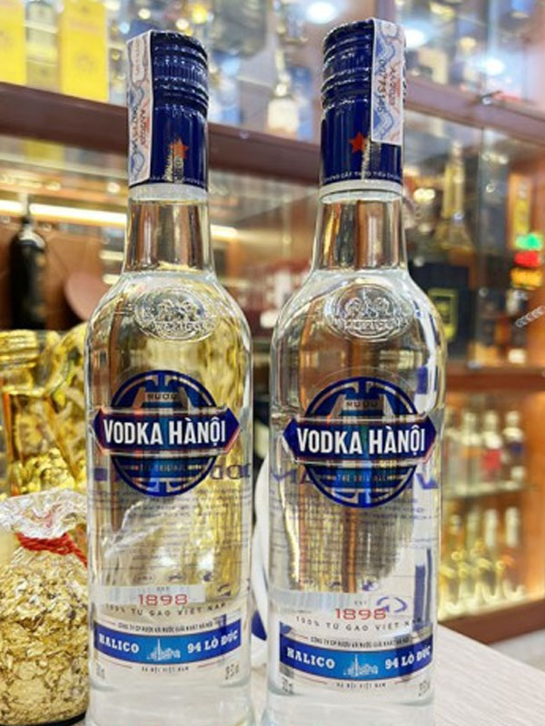 vodka hn 500ml nhãn xanh 29.5%