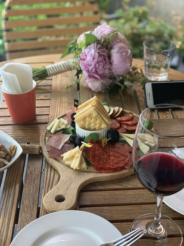 mua rượu vang giá rẻ 200k ở đâu uy tín nhất hiện nay?